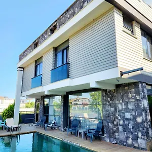 https://oldskool-villasresidences.allantalyahotels.org